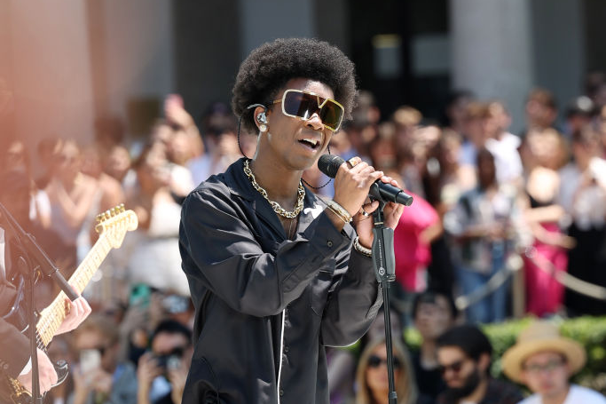 Singer d4vd comes to Boston as his DIY viral hits gain IRL fans | GBH