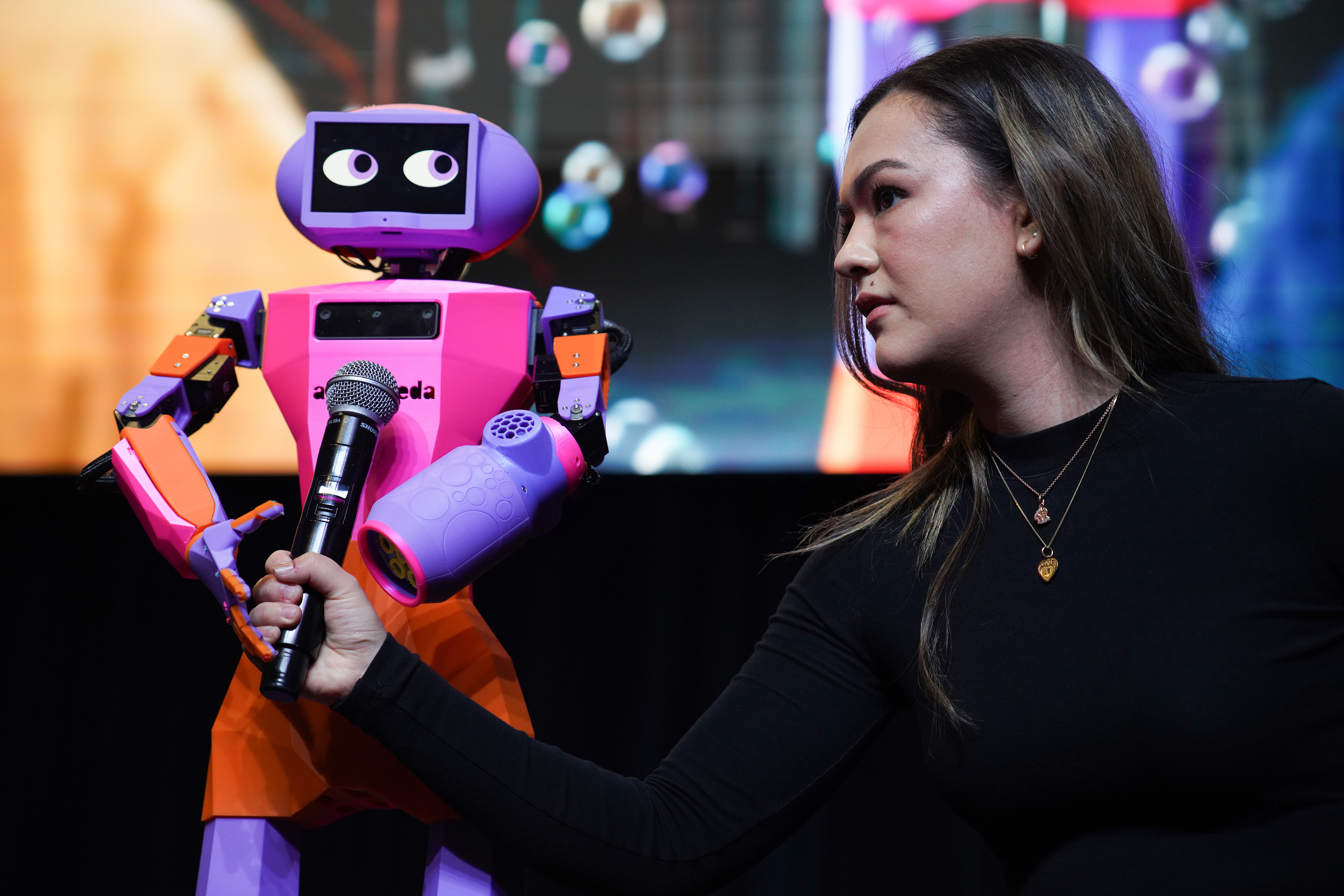 From advanced robots to green steel, here's breakout tech to watch in 2025  | GBH, image size:6240x4160