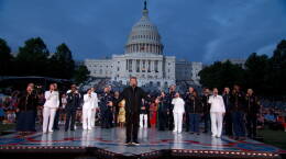 Gary LeVox Performs "Bless the Broken Road"