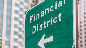Financial District sign in Boston