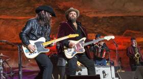 The Mavericks - "Dance in the Moonlight"