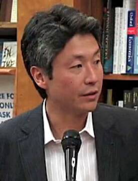 Chang-rae_Lee.jpg