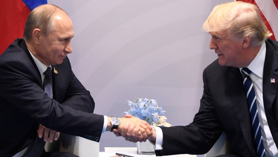 gettyimages-810247620putin_wide-460df66e2bc2093b46f1803ef34f2bd8f75d220c.jpg