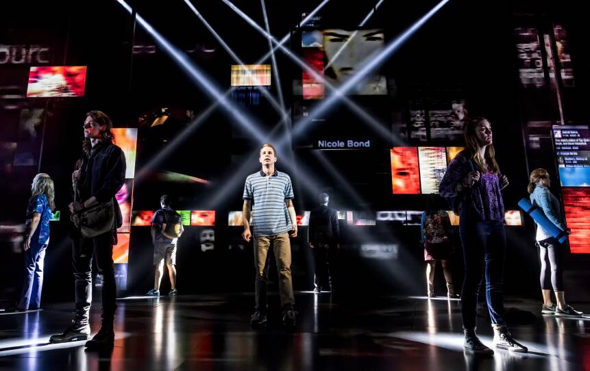 dear-evan-hansen-4250-photo-credit-matthew-murphy.jpg