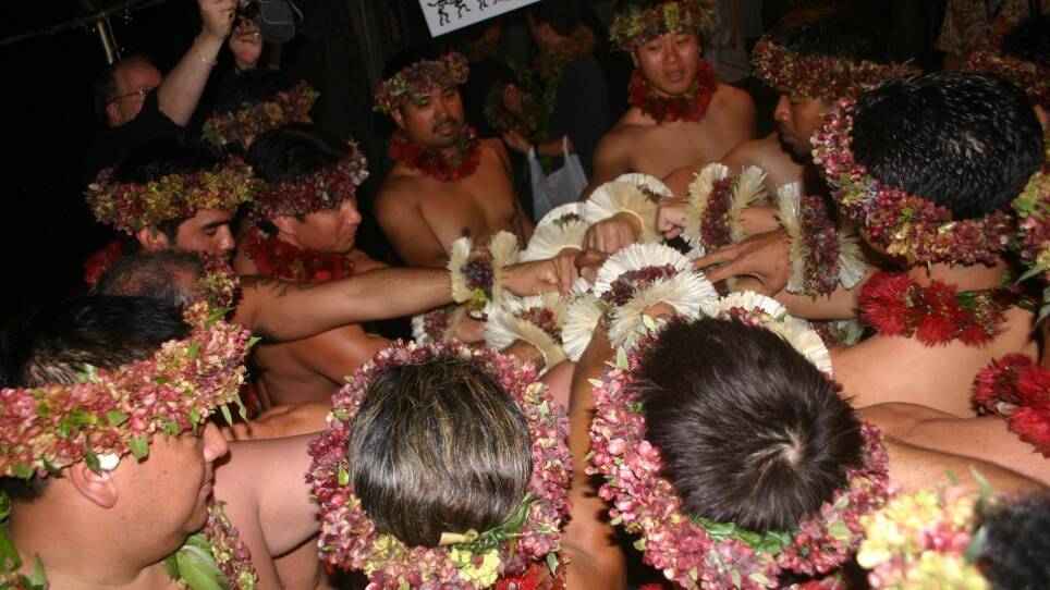 Na Kamalei: The Men of Hula