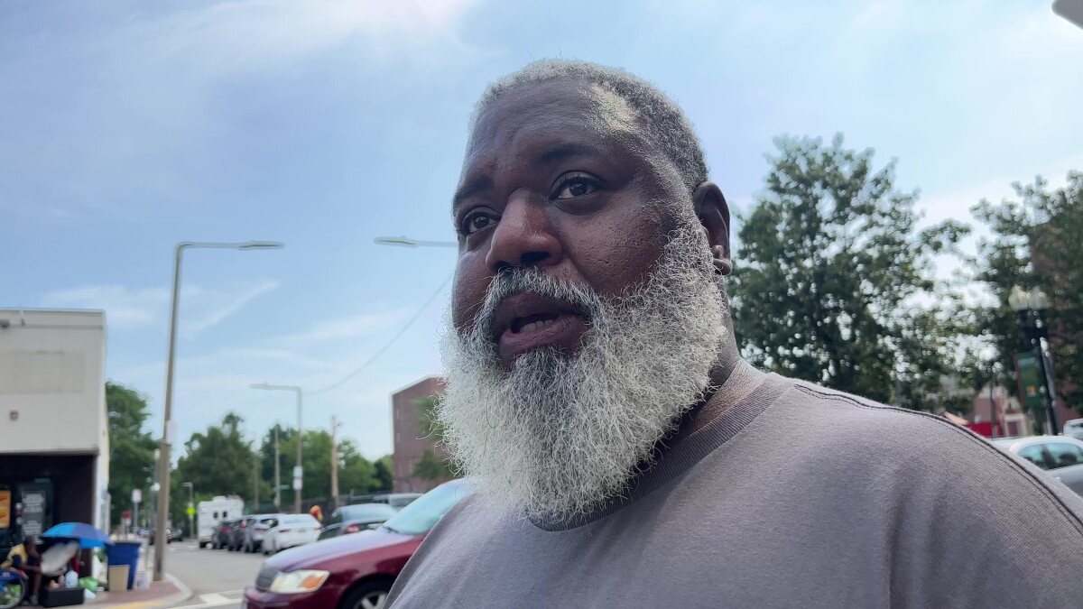 Once behind bars, these security officers now protect their community in Roxbury - Vimarsana News