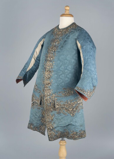 Fashioning the New England Family