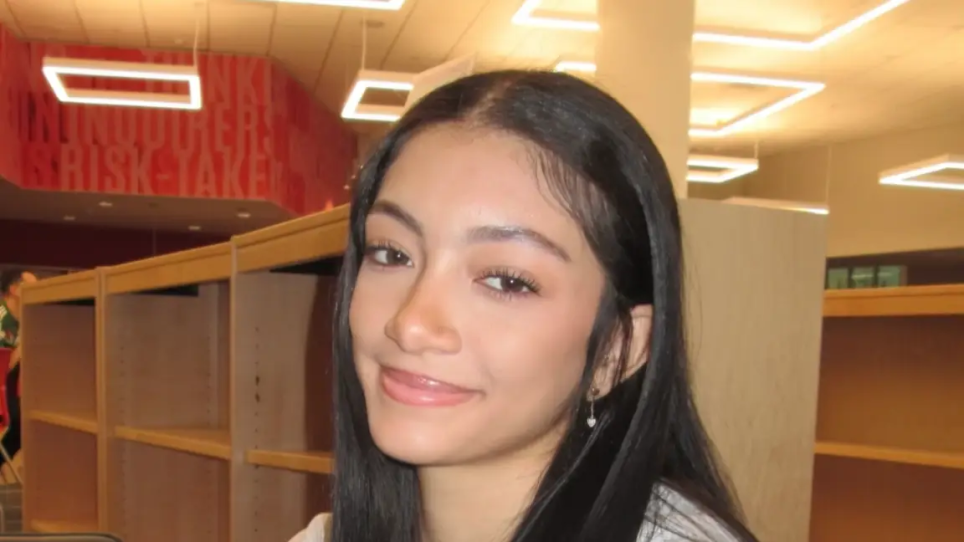 Lisely Garcia ('25 Apsell Scholar).jpg
