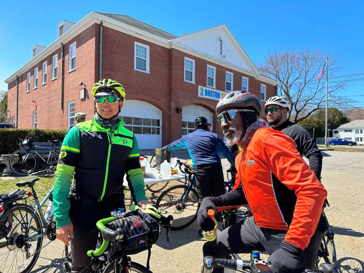 bikers_230408.jpg