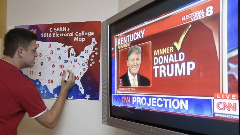 TOPSHOT-US-VOTE-ELECTION