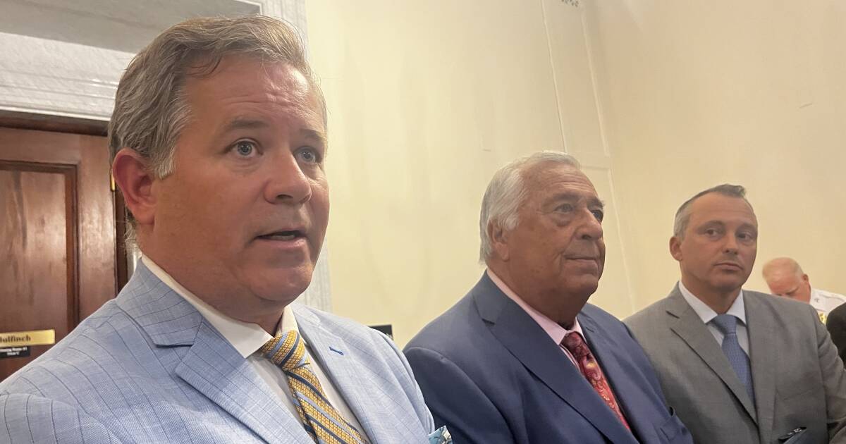 Mass. House votes to expand safeguards for abortion, gender-affirming care