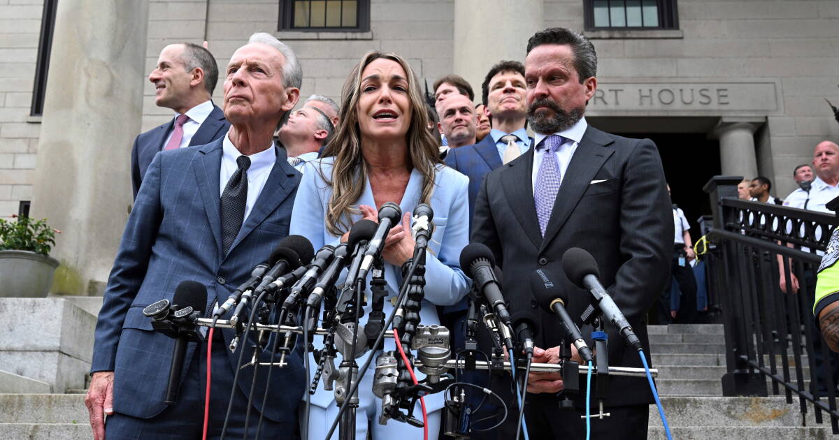 Boston law enforcement experts call vulgar texts revealed in Karen Read lawsuit ‘appalling’