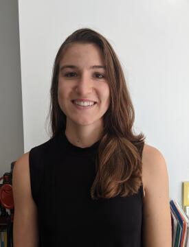 Hannah Loss’s headshot