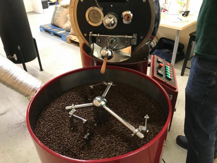 roasting-coffee-at-muddy-waters.jpg