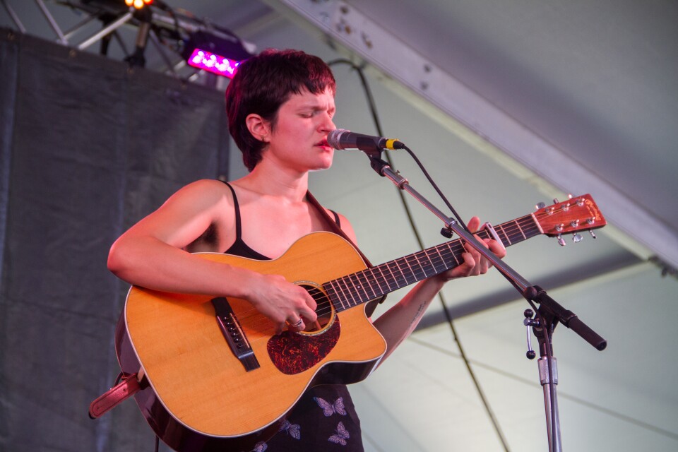 BIG-THIEF-1.jpg