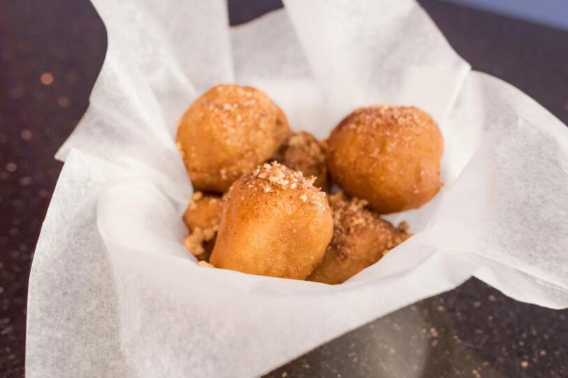 loukoumades-feisty-greek.jpg