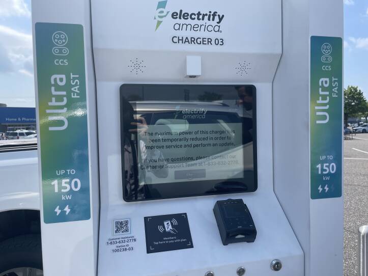 A common sight for electric vehicle drivers: This station is not operating at full speed.