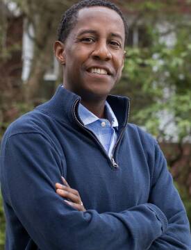 setti_warren_headshot.jpg