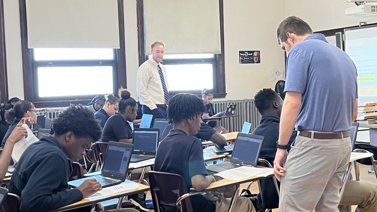 How one teacher uses artificial intelligence in his Boston classroom - Vimarsana News