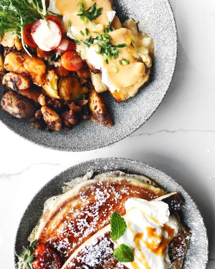 Brunch at Door No. 7