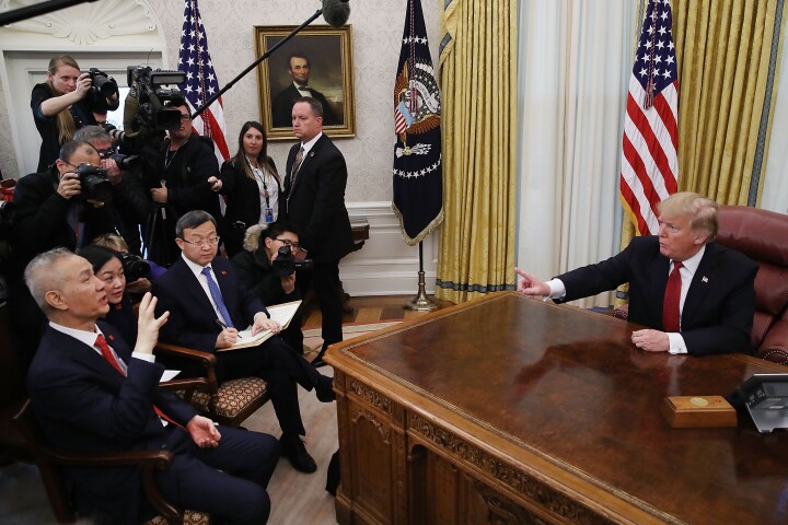 Image 3: President Trump Chinese Premier He Meeting