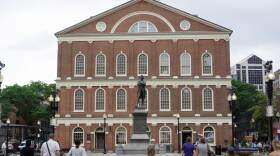 FreedomTrail-Faneuil Hall.jpg