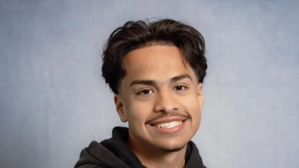 Andy Munoz Cajina ('25 Apsell Scholar).jpg