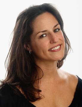 Debby_Applegate.jpg