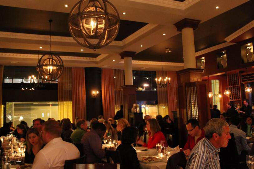 The dining room at Da Vinci.