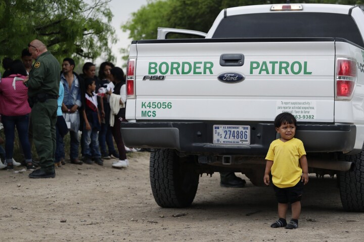 Image 4: Border Crossings