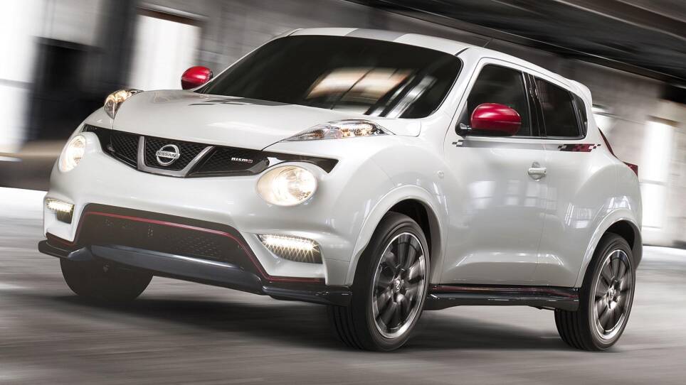 2013 Nissan Juke Nismo & 2013 Ferrari F12 Berlinetta