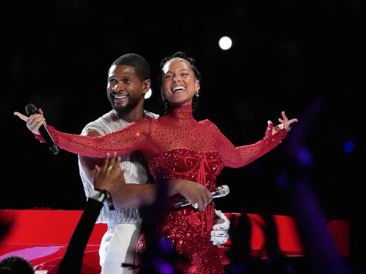 Usher and Alicia Keys perform "My Boo" during Super Bowl LVIII.