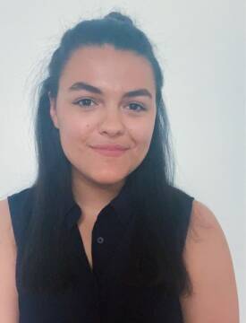 Risa Headshot.jpeg